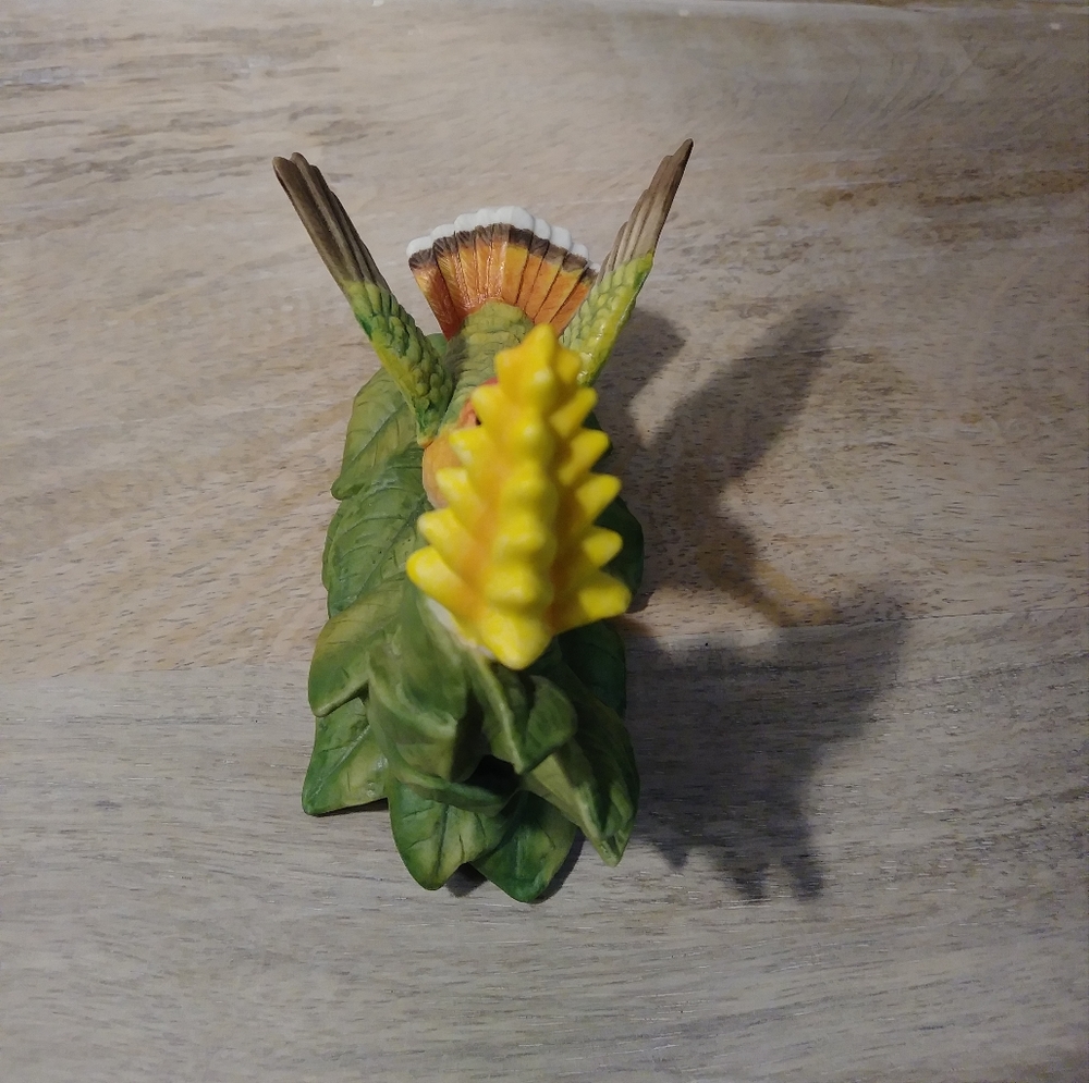Vintage Hummingbird Collectable - Picture 3 of 4